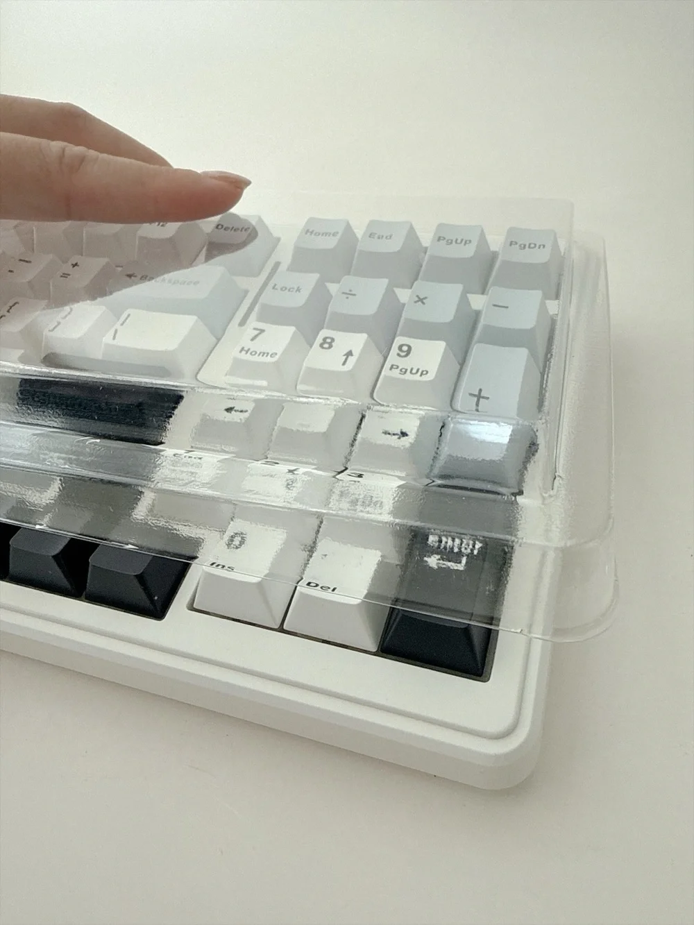 AULA F99 Wireless Mechanical Keyboard, Tri-mode, Custom Keyboard, RGB, Gaming